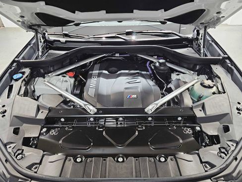 New 2026 BMW X6 xDrive40i w/ Climate Comfort Package image 9