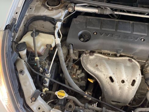 Used 2009 Pontiac Vibe GT FWD image 23