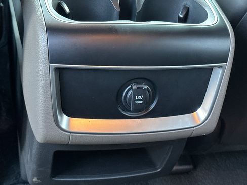 Certified 2026 Kia Carnival EX image 44