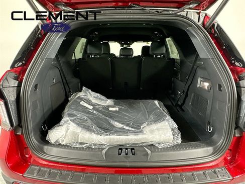 New 2026 Ford Explorer ST-Line w/ ST-Line Street Pack AWD/4WD image 10