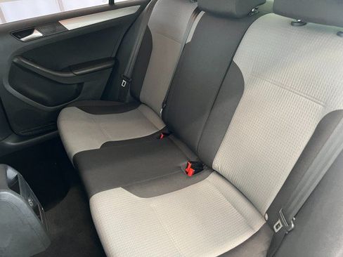 Used 2017 Volkswagen Jetta S FWD image 25