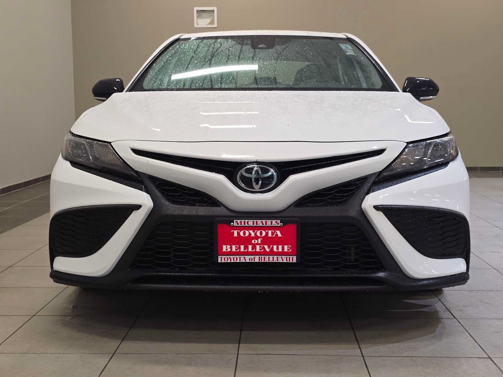 Certified 2024 Toyota Camry SE FWD image 6