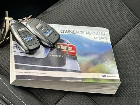 Used 2025 Subaru Legacy Premium AWD/4WD image 14