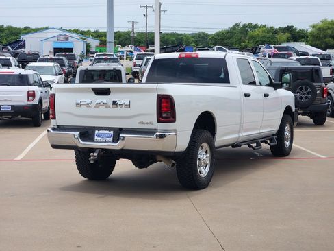 Used 2025 RAM 2500 Tradesman w/ Chrome Appearance Group AWD/4WD image 7