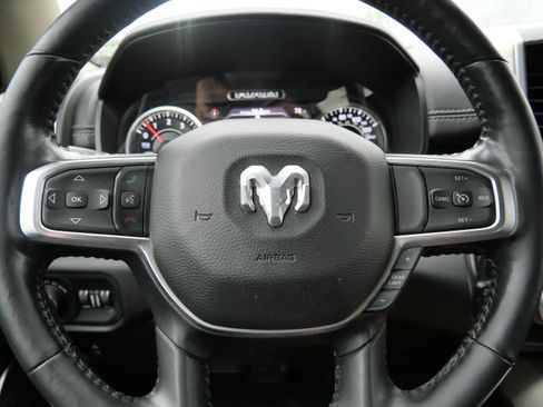 Used 2020 RAM 1500 Laramie AWD/4WD image 25