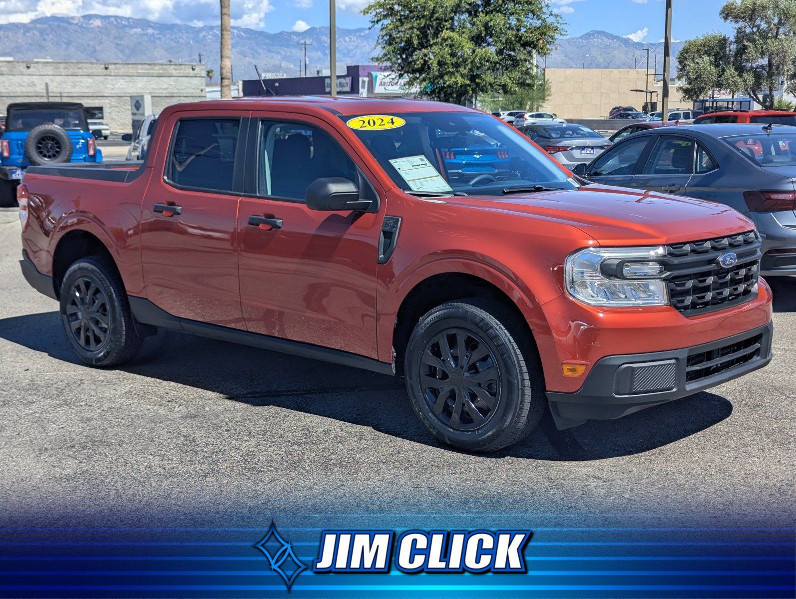 Used 2024 Ford Maverick XL FWD image 1