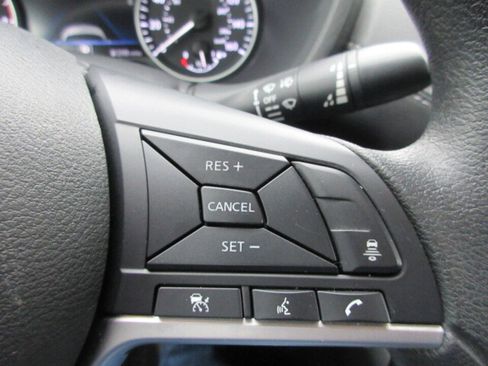 Used 2024 Nissan Sentra SV image 14