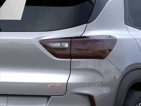 New 2026 Chevrolet TrailBlazer RS w/ Driver Confidence Package FWD image 11