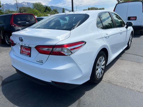Used 2019 Toyota Camry LE w/ Fleet Convenience Package FWD image 8