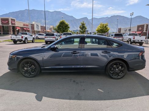 Used 2025 Honda Accord SE image 10