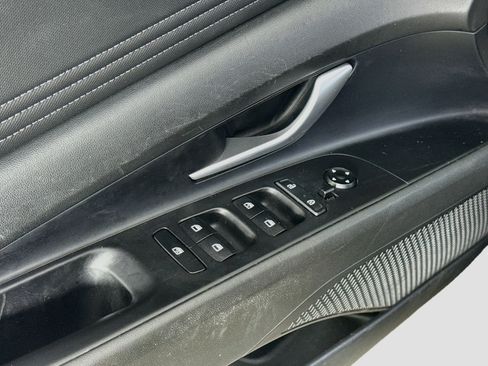 Used 2023 Hyundai Elantra Limited FWD image 24