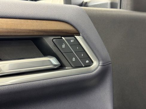 Used 2025 Chevrolet Silverado 2500 High Country w/ High Country Premium Package image 10