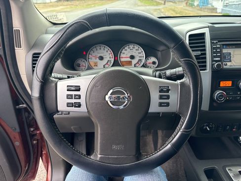 Used 2017 Nissan Frontier PRO-4X w/ Pro-4x Graphics Package image 13