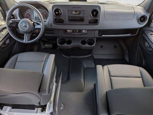 Certified 2025 Mercedes-Benz Sprinter 2500 image 16