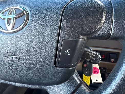 Used 2012 Toyota Tundra Grade 5.7L V8 image 26