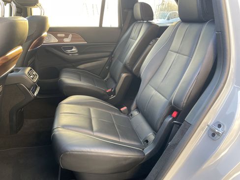 Certified 2024 Mercedes-Benz GLS 580 4MATIC image 41