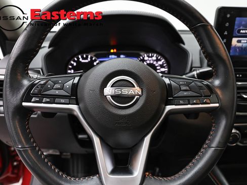 Used 2023 Nissan Altima 2.5 SR w/ SR Premium Package FWD image 10