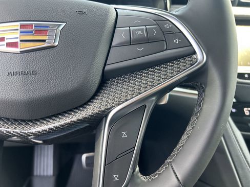 New 2025 Cadillac XT5 Sportv w/ LPO, Bronce Accent Package image 30