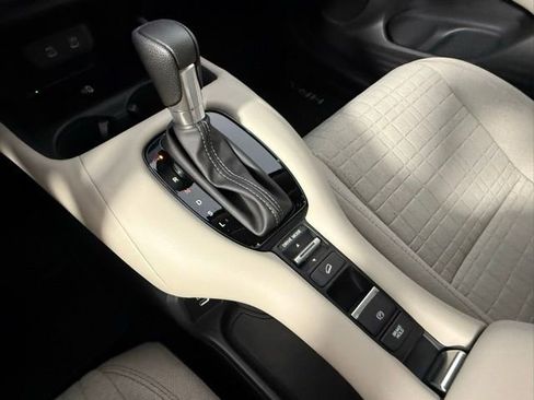 Used 2026 Honda HR-V LX image 24