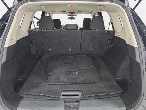 Used 2023 Nissan Rogue SV image 34