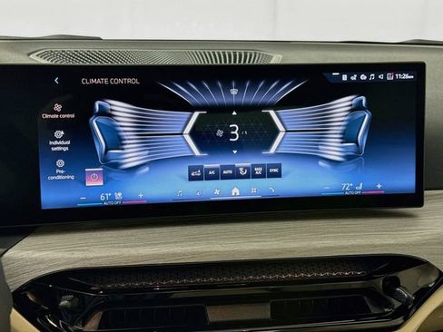 New 2026 BMW 330i xDrive Sedan w/ Convenience Package AWD/4WD image 16