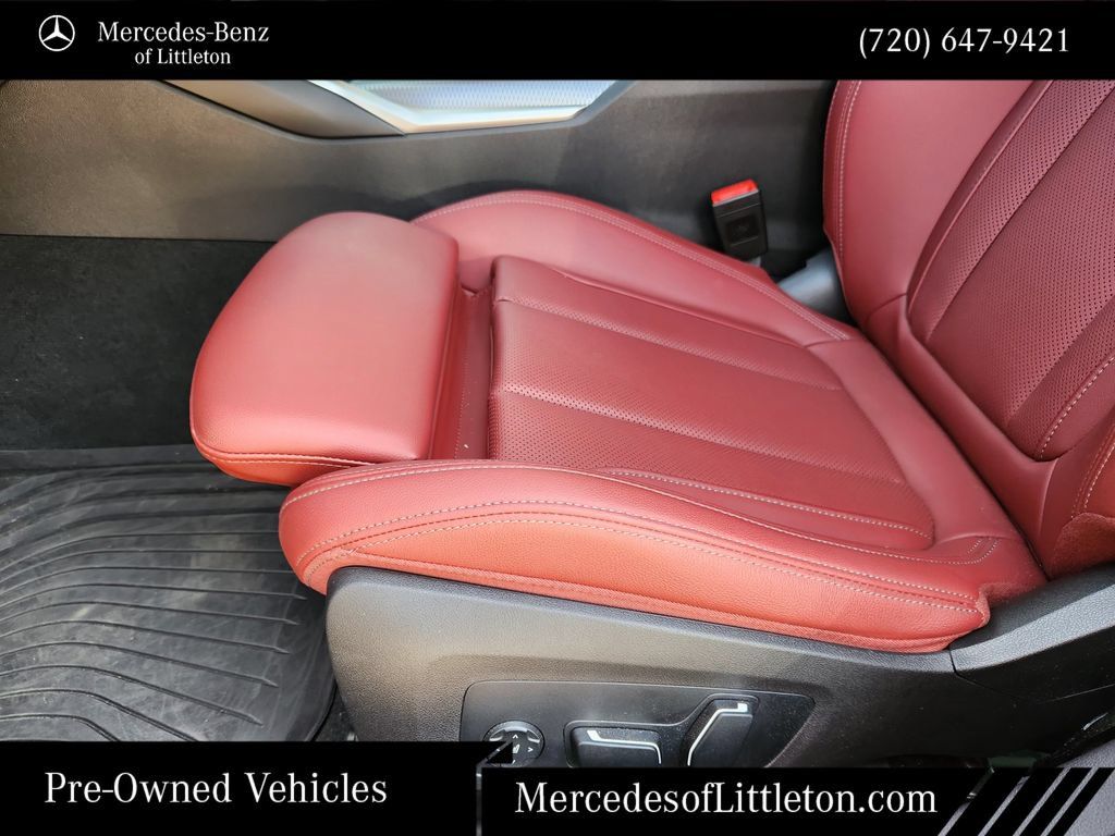 Used 2026 BMW 330i xDrive Sedan w/ M Sport Package AWD/4WD image 23