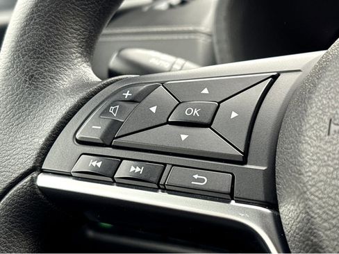 Certified 2024 Nissan Sentra SV image 15