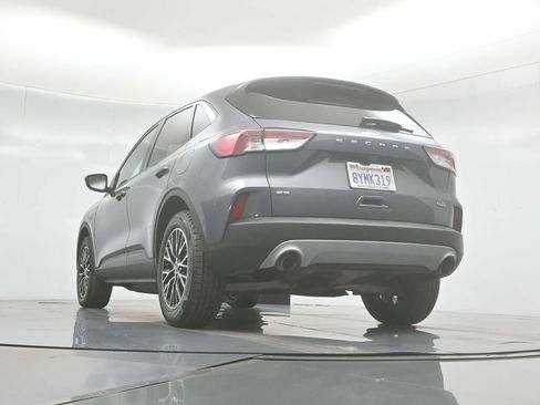 Used 2021 Ford Escape SE image 52