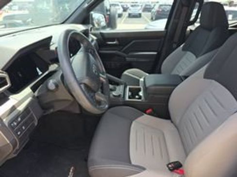 Used 2024 Toyota Tacoma TRD Sport RWD image 13