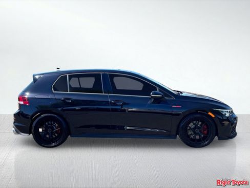 Used 2024 Volkswagen GTI SE FWD image 5