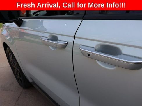 Used 2025 Kia Carnival SX Prestige FWD image 21
