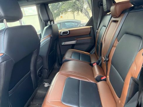 Used 2021 Ford Bronco Outer Banks AWD/4WD image 8