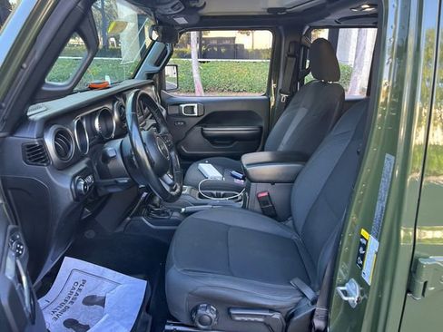 Used 2021 Jeep Wrangler Unlimited Sport image 7