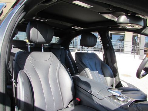 Used 2015 Mercedes-Benz S 550 Sedan image 30