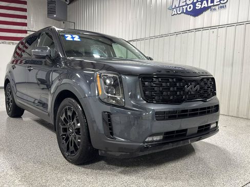 Used 2022 Kia Telluride SX AWD/4WD image 2