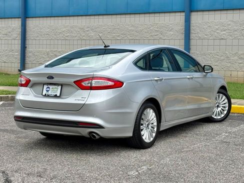 Used 2015 Ford Fusion SE w/ Equipment Group 502A FWD image 5