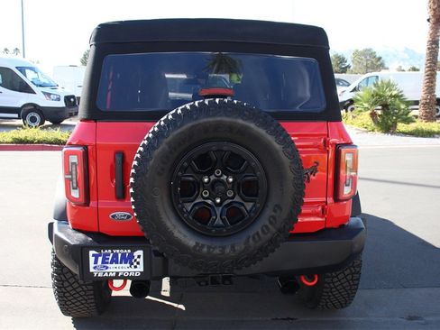 Used 2022 Ford Bronco Wildtrak image 7