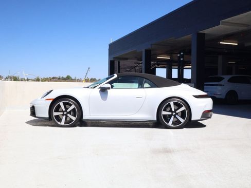 Certified 2025 Porsche 911 Carrera RWD image 2