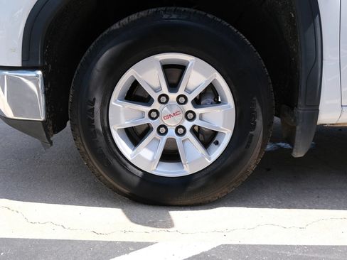 Used 2021 GMC Sierra 1500 2WD Double Cab w/ Sierra Value Package image 17