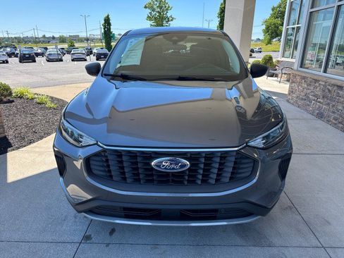 Used 2024 Ford Escape Active AWD/4WD image 3