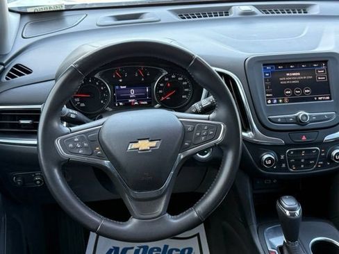 Used 2021 Chevrolet Equinox LT FWD image 20