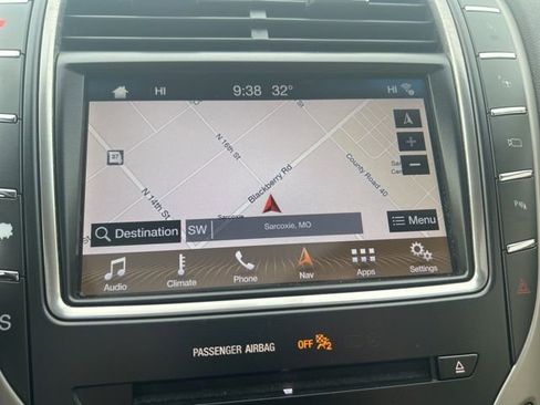 Used 2019 Lincoln Nautilus Reserve image 18