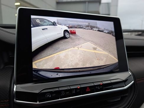 New 2026 Jeep Compass Trailhawk image 3