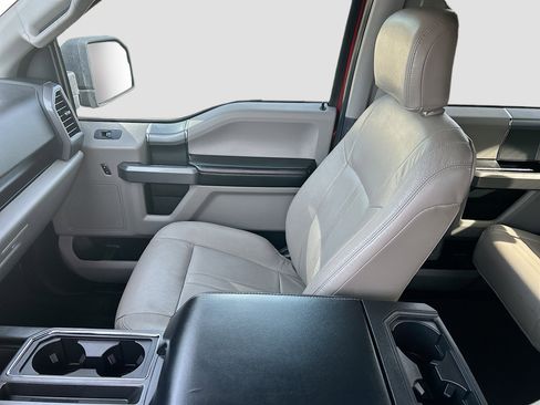 Used 2018 Ford F150 XLT w/ Equipment Group 302A Luxury AWD/4WD image 23