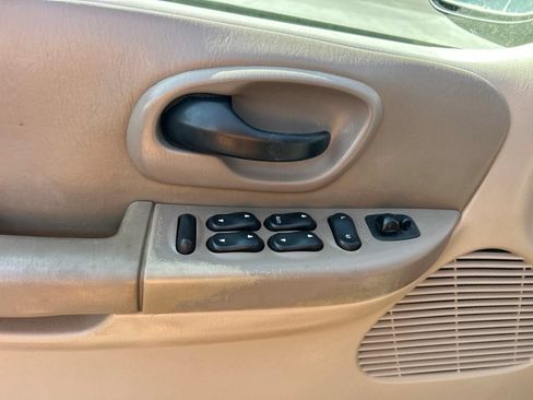 Used 2001 Ford F150 XLT RWD image 15