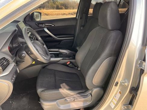 Used 2023 Mitsubishi Eclipse Cross LE image 22