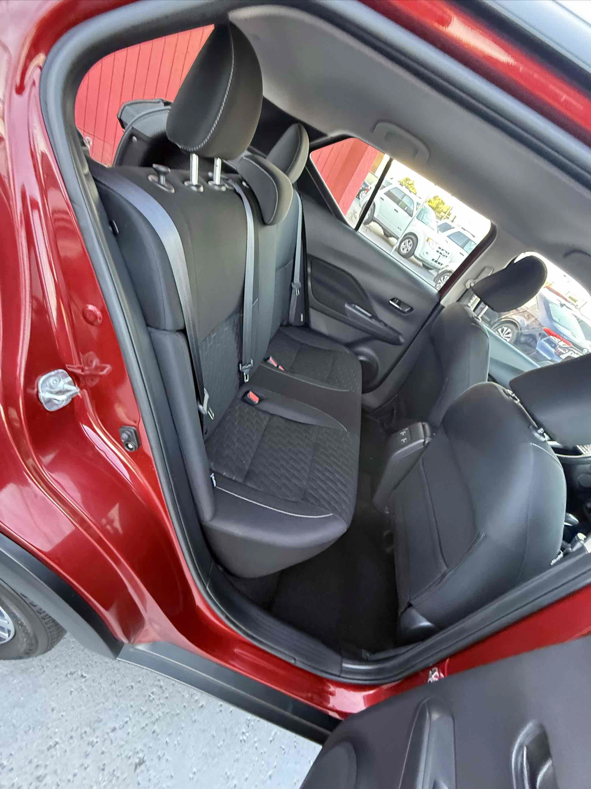 Used 2022 Nissan Kicks SV FWD image 51