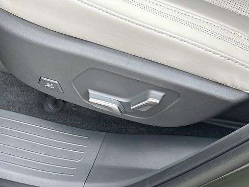 New 2026 Hyundai Santa Fe Calligraphy FWD image 21