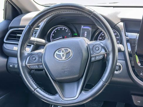 Used 2023 Toyota Camry SE w/ Convenience Package FWD image 17