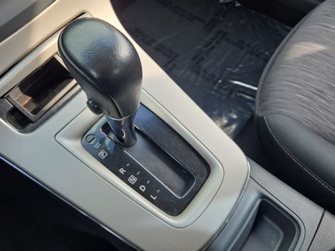 Used 2015 Nissan Sentra SV FWD image 29